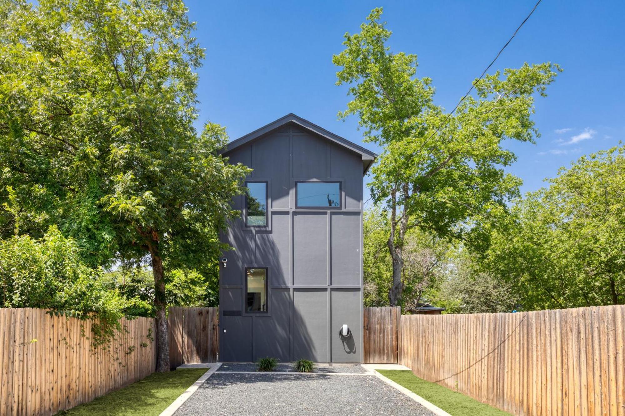 The Heritage Haus - Modern Cabin In Downtown San Antonio Villa Buitenkant foto